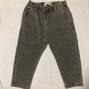 Zara toddler black jeans in size 12/18M